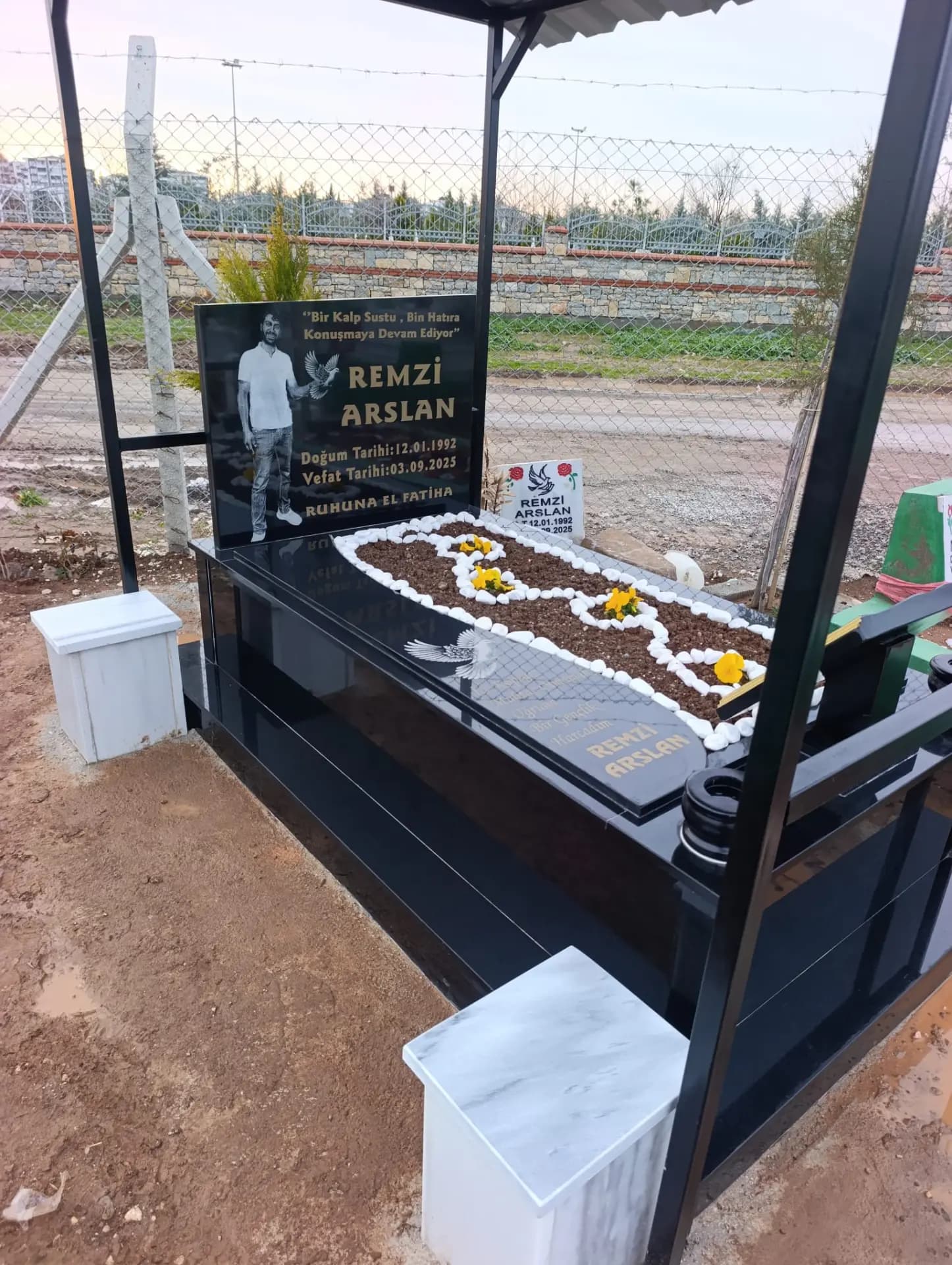 Granit Mezar Modelleri 19